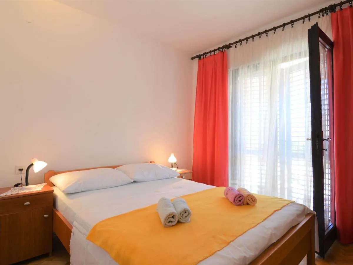 Apartment Viktor-1 By Interhome Trogir