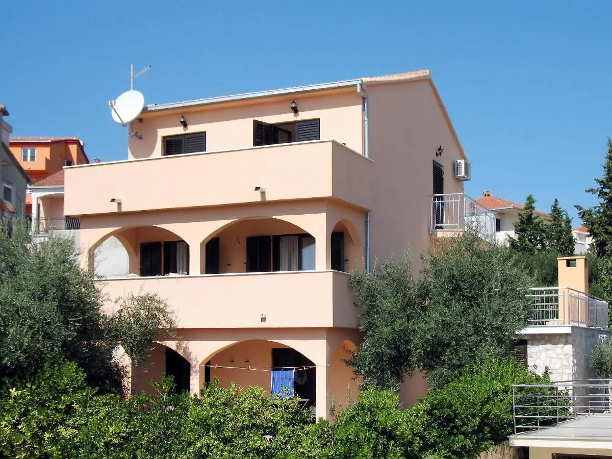 Apartment Viktor-1 By Interhome Trogir